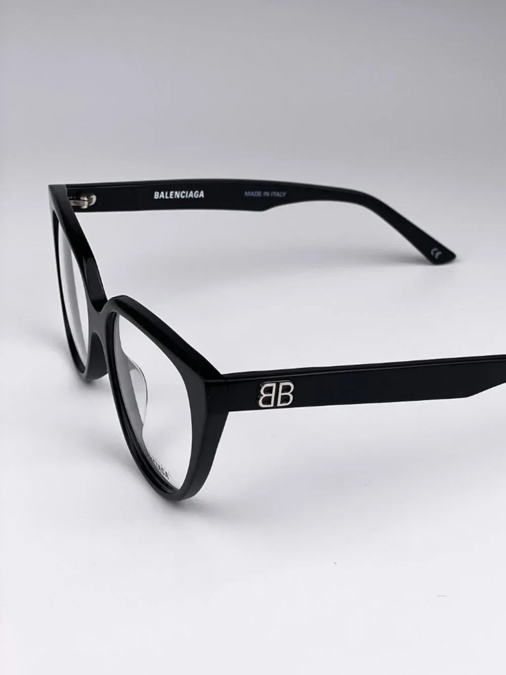 Balenciaga bb0129o 001